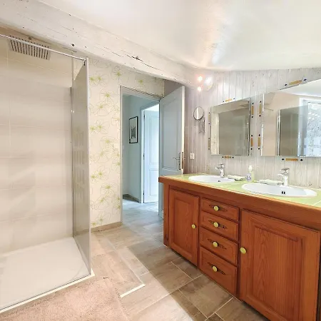 Domaine Ghislaine Farm And 12p With Pool *